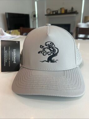 Tree House Brewery Men’s Light Gray Golf Trucker Hat with Embroidered Design